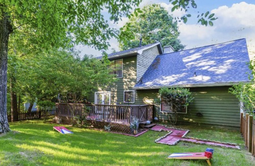 Johns Creek House | N Atlanta Home - Game Room, Firepit, BBQ, Sleeps 9