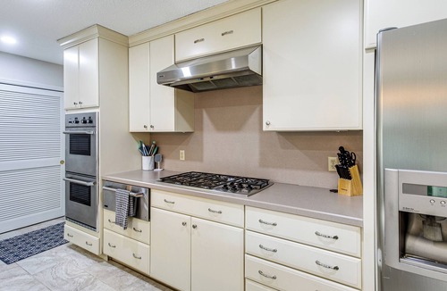 Saint Simons Island House | Near Beach! St Simons Island Gem in Golf Community