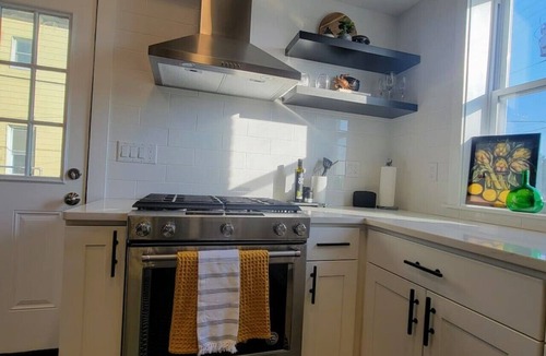 Downtown Baltimore House | *Near JHU-Modern Luxe 3br/3.5ba