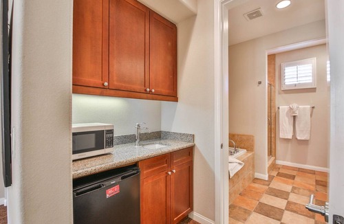 La Quinta Condo | Near Pool! Deluxe King Casita near Clubhouse - Pet Friendly - (C56-B)