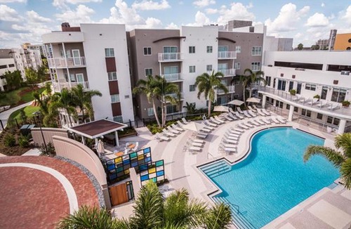 Channel District Apartment | NEW 1 bedroom Luxury Downtown Tampa Apartment
