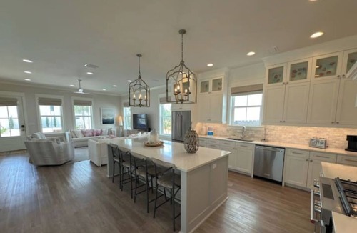 Inlet Beach House | New List 5BR/4.5 BA close to Rosemary Beach