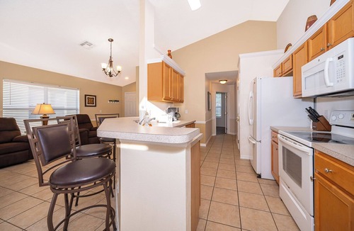 Solana Villa | ⭐NEW LISTING | 4 Bed Villa | Gated Resort of Solana | Pool | Minutes to Disney⭐