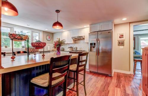 Williamsville House | New Lovely Vermont Hamlet Home near Rock River