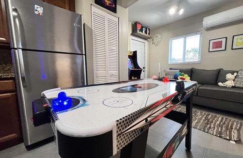 Ludlam House | New! Miami Hideaway w Arcade, Pool & near Airport