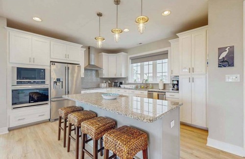 Frankford House | New, Tidal Walk Home w/High-Speed WiFi, Washer/Dryer, w/Shared Outdoor Pool