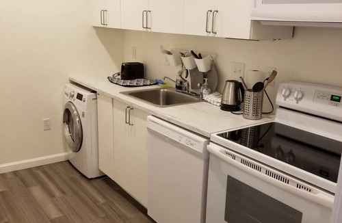 Bethesda Apartment | Newly build 1 bedroom apartment near DC/Bethesda