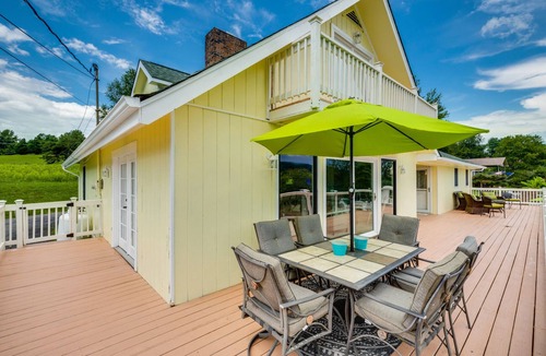 Abingdon Ski Chalet | Newly renovated vacation Villa with private pool.