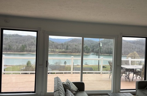 Abingdon Ski Chalet | Newly renovated vacation Villa with private pool.