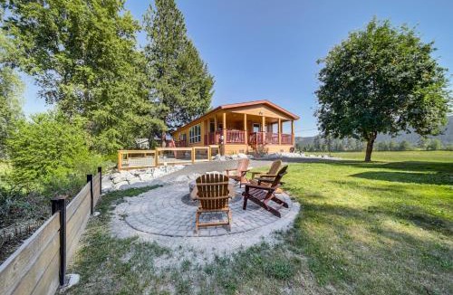 Newport House | Newport Riverfront Home w/Deck + Fire Pit!