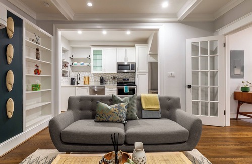 Cleveland Park Apartment | Oasis by the National Cathedral, American University, Georgetown, City Ridge