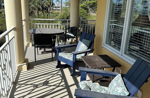 Daufuskie Island Condo | Ocean Breeze-Spacious Condo Overlooking Ocean!