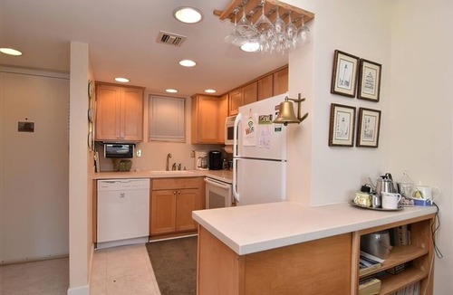 South Rehoboth Condo | OCEAN FRONT CONDO. ENJOY YOUR MORNING COFFEE SITTING ON YOUR PRIVATE BALCONY WATCHING THE SUNRISE.