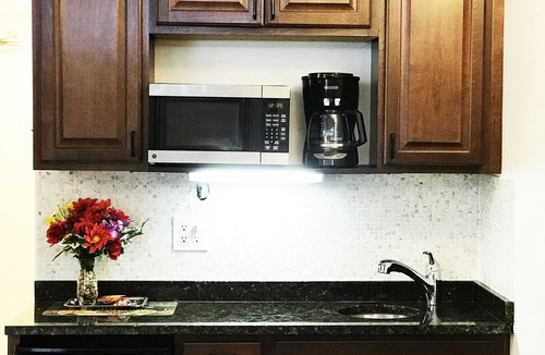 Galt Mile Resort | Ocean Manor Beach Resort City View Studio 2 Queen Beds -Private Area- No Balcony