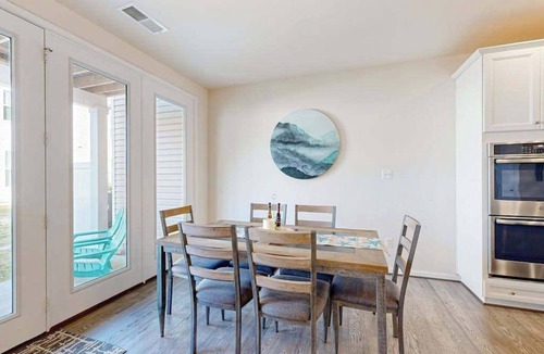 Frankford House | Ocean View Beach Club house with shared pool, sports courts, & gym