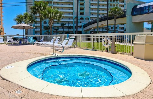 Miramar Beach House | Oceanfront condo with scenic balcony washer & dryer - pool hot tub tennis access