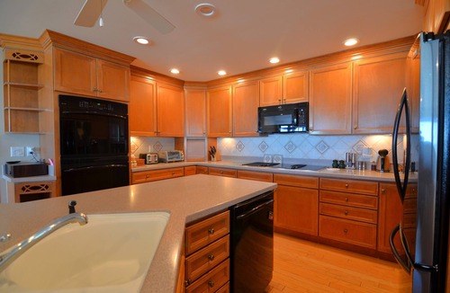 Rehoboth by the Sea Condo | OCEANFRONT CONDO WITH ELEVATOR!- 1 St. Louis St, 203 Wilson Dunes, Dewey Bch