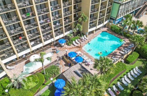 Downtown Myrtle Beach Hotel | Oceanfront Gem Holiday Pavilion 1BR Walk to Boardwalk