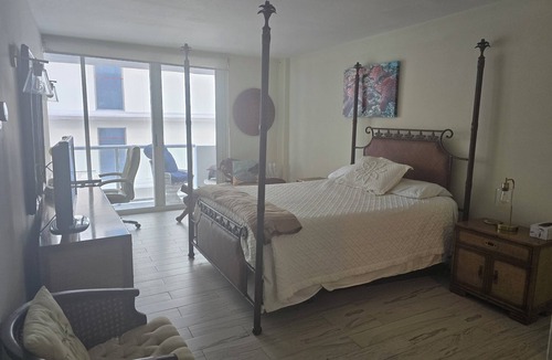 Surfside Condo | Oceanfront Luxury 2/2 With Views, Free Valet, Pool, Dogs Ok