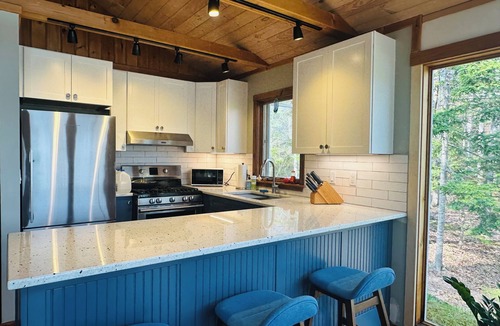 Hancock House | Oceanfront Maine Acadia Cottage