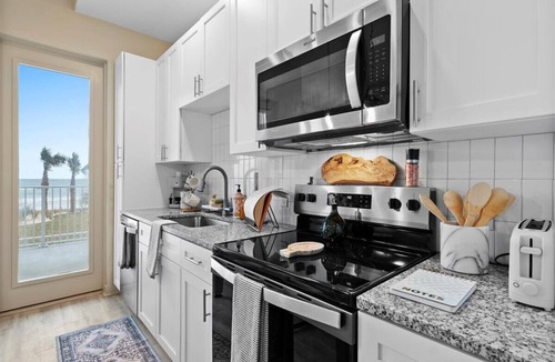 Seabreeze Park Condo | Oceanfront Oasis Daytona Beach 3BR/2BA - Ocean View #327