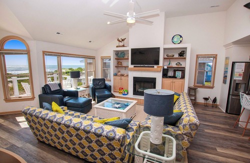 Corolla House | OCEANFRONT, Private Pool, Hot Tub, Ocean Views, CP1, Sunny Delite