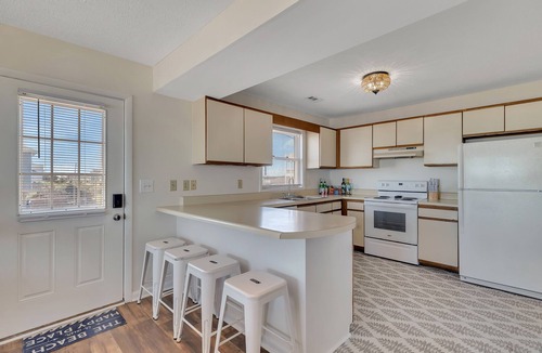 Ocean City Beach House | Oceanfront Beach Home - Sleeps 6-8 - Pet Friendly - Private Beach Access - Deck