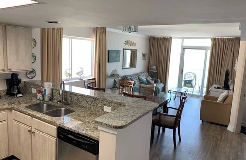 Myrtle Beach Condo | Oceanfront | Walk to Boardwalk | Indoor/Outdoor Pool | Lazy River | Hot Tub | Walk to Convention Ctr