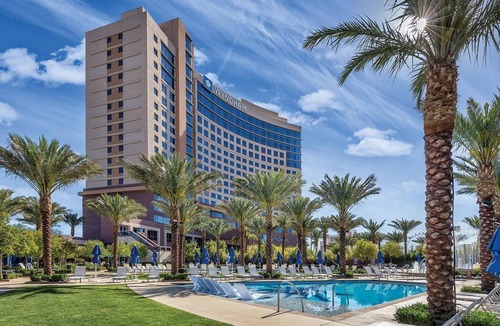 Las Vegas Condo | OFFICIAL LISTING | Wyndham - Desert Blue 1 Bed Near Strip w/Pools & More!