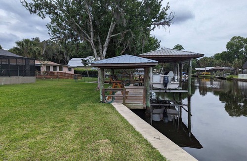 Homosassa House | OLD HOMOSASSA HOME WITH PRIVATE BOAT DOCK & POOL!