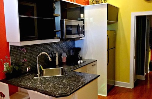 Uptown - Upper Duval Condo | OLD TOWN, STEPS TO DUVAL! 'LA DOLCE VITA SLEEPS 2-4, 3 BLOCKS TO SOUTHERNMOST