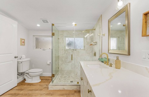 Truckland House | Oleander Oasis - Beautiful Pool Home - 10 Minutes Away From Beaches 15% OFF through Septemeber