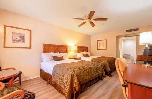 Yuma Townsite Hotel | Onsite Outdoor Pool | Minutes from Downtown Yuma | 4 Rooms