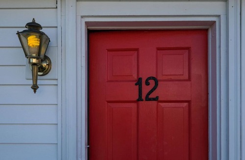 Trenton Apartment | Open Hearth Inn Cottage 12 - 10 min to Acadia!