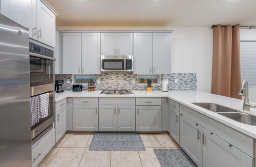 Casas Adobes House | Oro Valley/Garage/2 BR 2BA/Office/Fenced