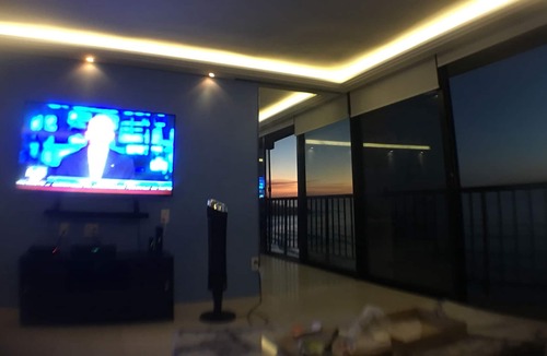 North Pacific Beach Condo | Pacific Penthouse!!! Right on the Beach !!