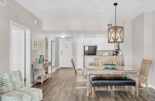 Destin Condo | 🌴Palms 2603- Beach Nearby+Lagoon Pool⛱️