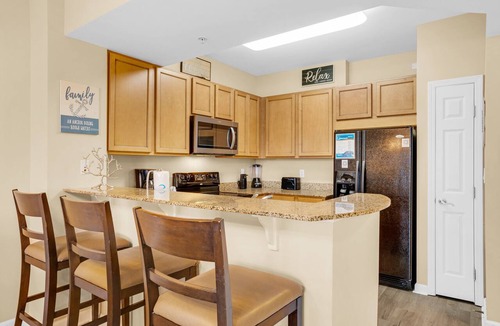 Destin Condo | ⛱️Palms 2608 | Lagoon Pool+ Beach Nearby