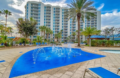 Destin Hotel | Palms of Destin 1902