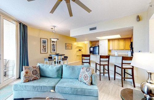 Destin Hotel | Palms of Destin 1902