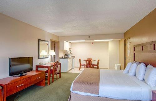 Pigeon Forge Hotel | Park Tower Inn