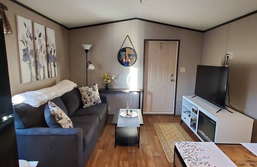 Concho Bed & Breakfast | Peaceful getaway for 2, dog friendly