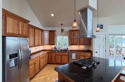 Bear Valley House | Peaceful mountainside home with views, trails, & wildlife nearby.