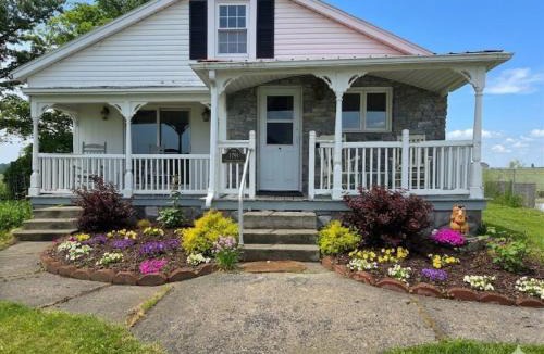 Fort Edward House | Peaceful Pasture Farm
