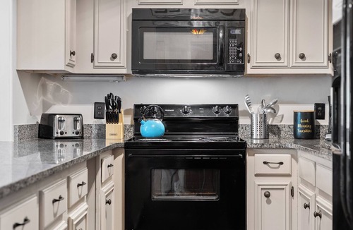 Pittman Center Condo | Peaceful Smoky Mountain Condo with Mountain and Fairway Views
