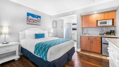 Clearwater Beach Hotel | Pelican Pointe Clearwater Beach Hotel