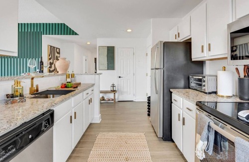 Downtown Apartment | Penthouse Perfection: with Unmatched Skyline Views