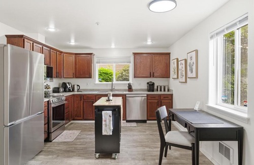 Judkins Park Apartment | Perch - Central District Home - Walk to Parks & Transit | Judkins Park