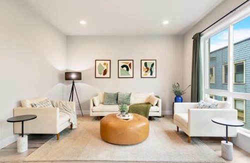 Lower Queen Anne House | Perch - Wanderlusts Hidden Gem
