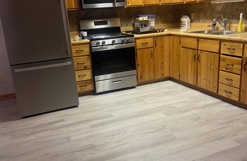 Indian Rock Springs Cabin | Perfect 2-bedroom 2 bath cabin with AC and fireplace in beautiful Murphy NC.